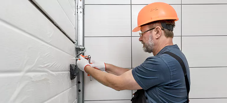 Commercial Garage Door Repair in Hallandale Beach, FL
