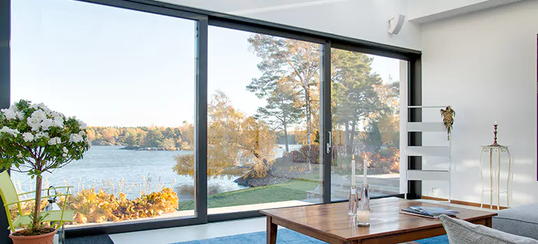 House Window Crank Repair in Hallandale Beach, FL