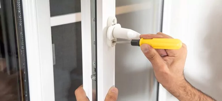 Casement Window Handle Replacement in Hallandale Beach, FL