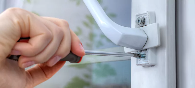 Window Crack Repair in Hallandale Beach, FL