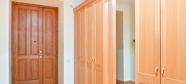 Glass Closet Door Repair in Hallandale Beach, FL