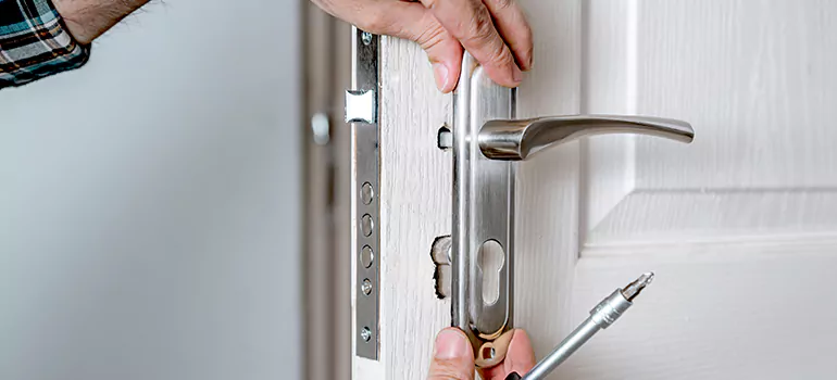 Front Door Knob Repair in Hallandale Beach, FL