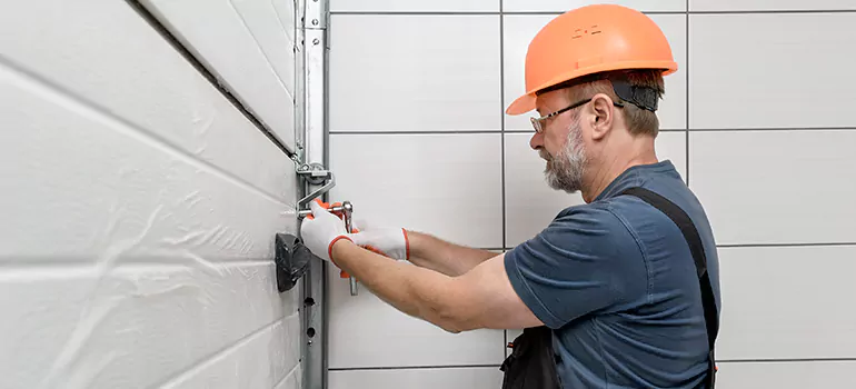 Garage Door Repair in Hallandale Beach