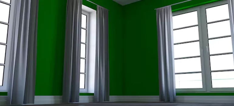 Single Hung Window Frame Repair in Hallandale Beach, FL