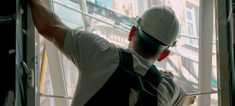 Install Exterior Storm Windows in Hallandale Beach, FL