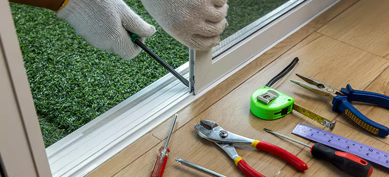 Window Hinge Repair in Hallandale Beach, FL